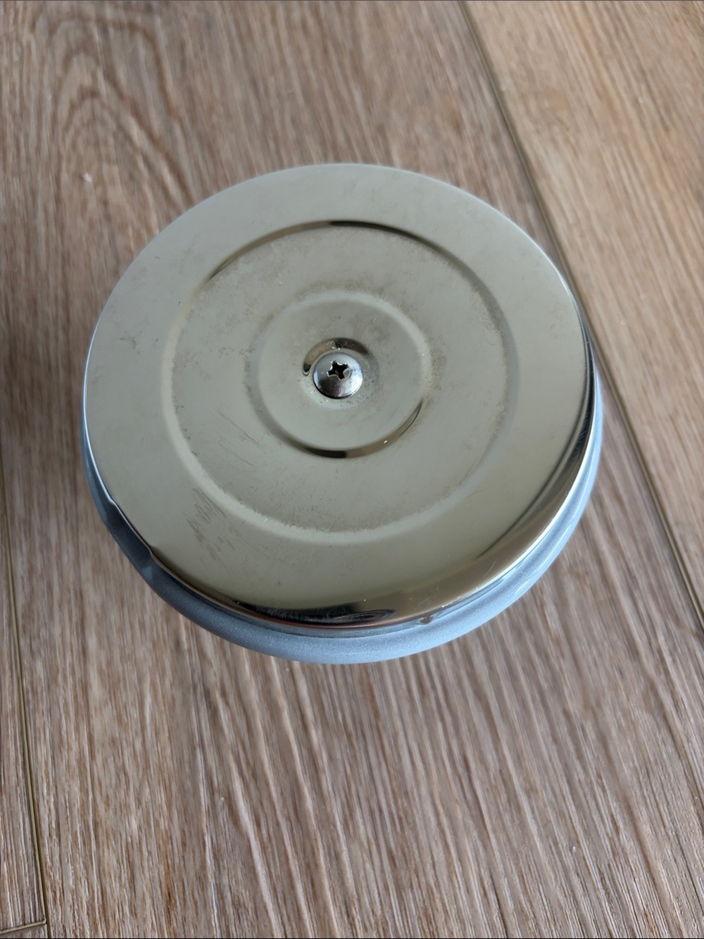 Le Creuset Whistling Tea Kettle - Gray - Picture 7 of 8